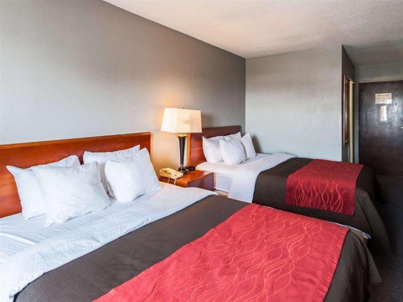 Quality Inn Solomons - Beacon Marina エクステリア 写真