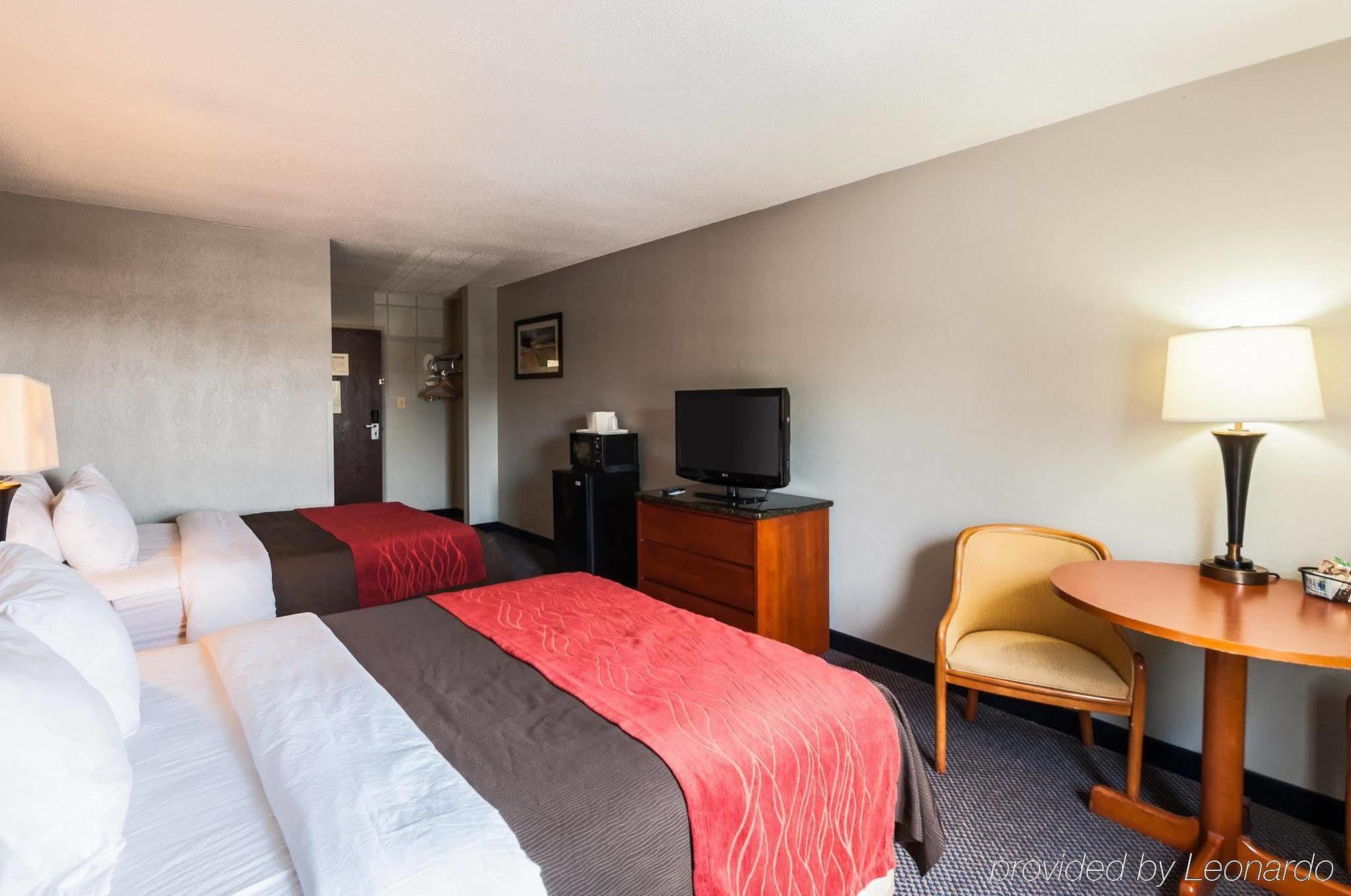 Quality Inn Solomons - Beacon Marina エクステリア 写真