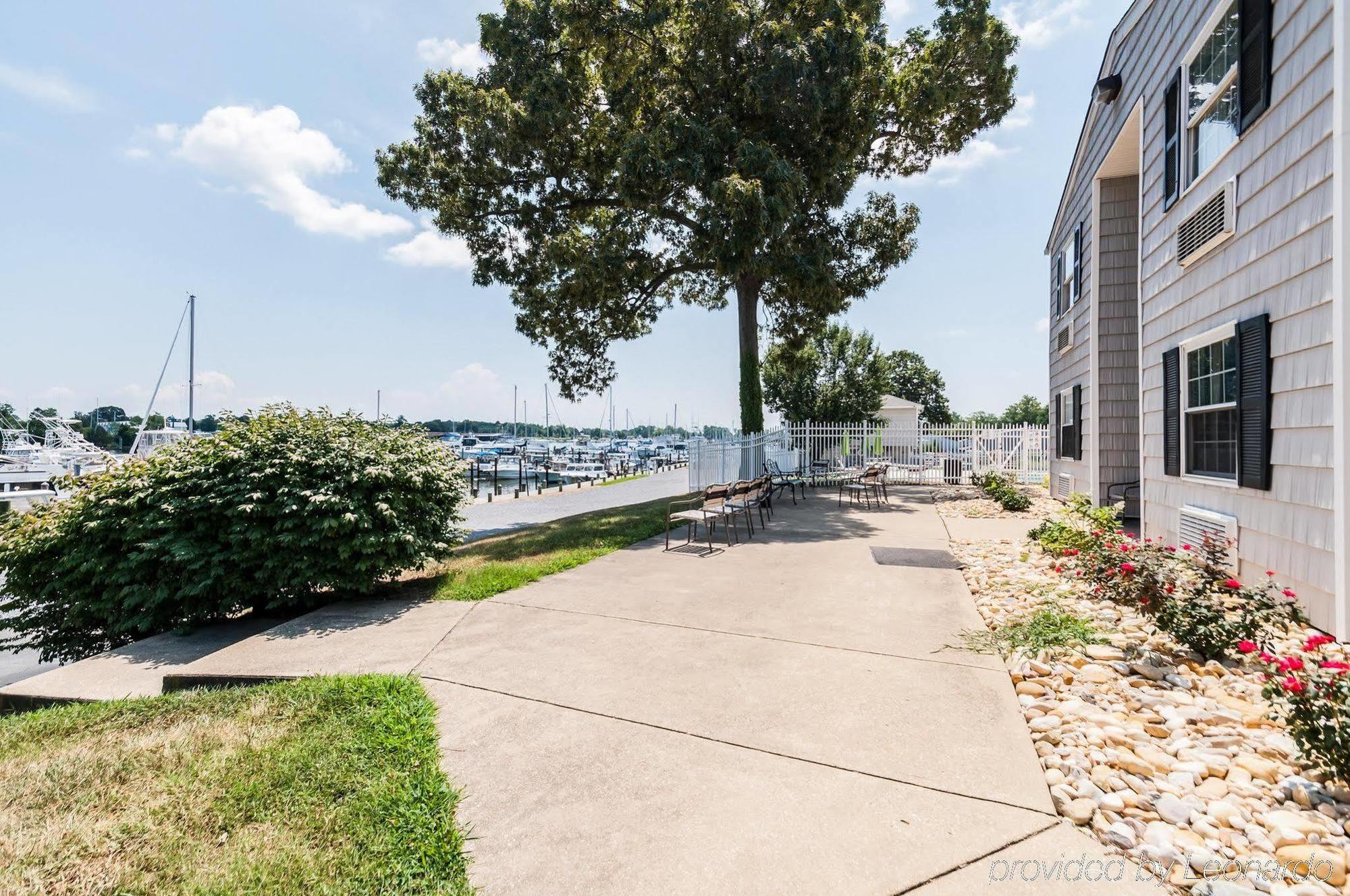Quality Inn Solomons - Beacon Marina エクステリア 写真