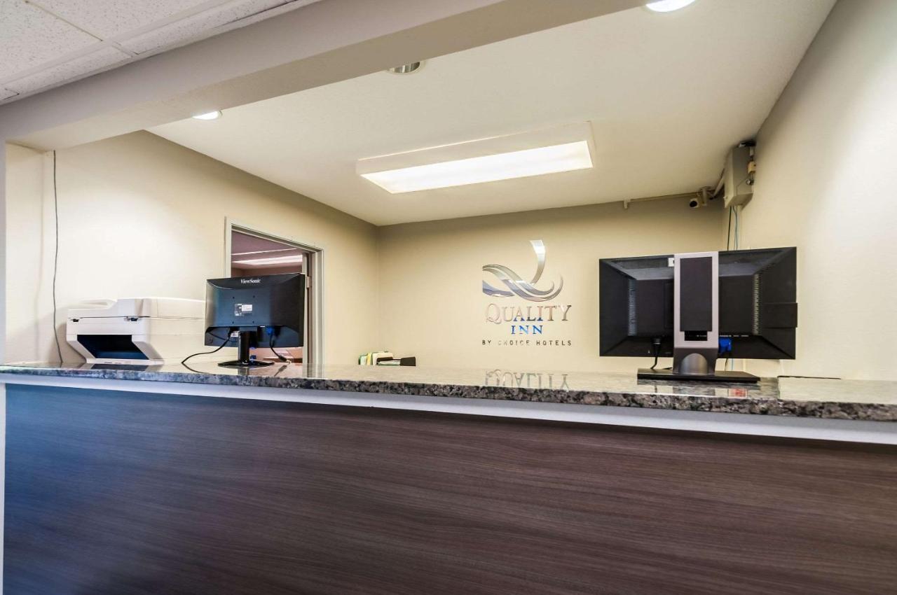 Quality Inn Solomons - Beacon Marina エクステリア 写真